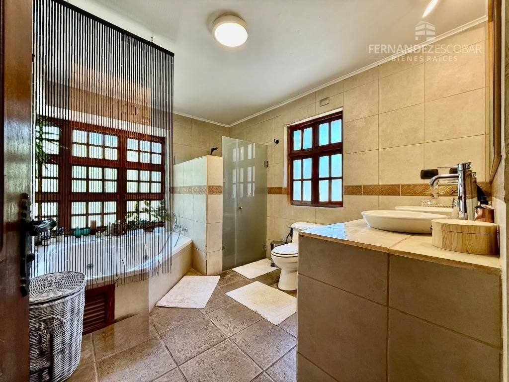 RINCONADA - VENDE PARCELA CON CASA 5D 4B PISCINA