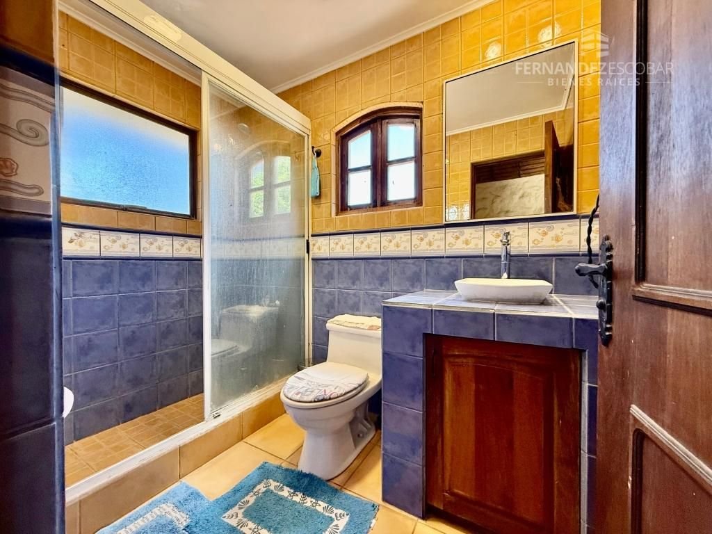 RINCONADA - VENDE PARCELA CON CASA 5D 4B PISCINA