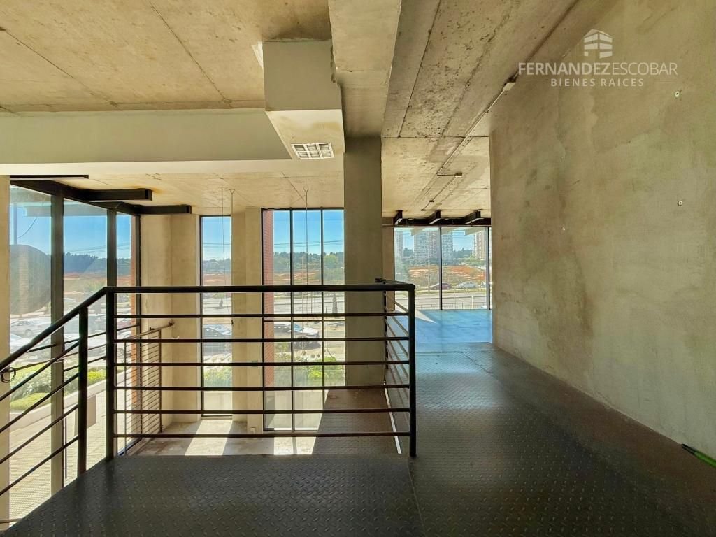 REÑACA - ARRIENDO AMPLIO LOCAL COMERCIAL DE 360m2 - REÑACA NORTE