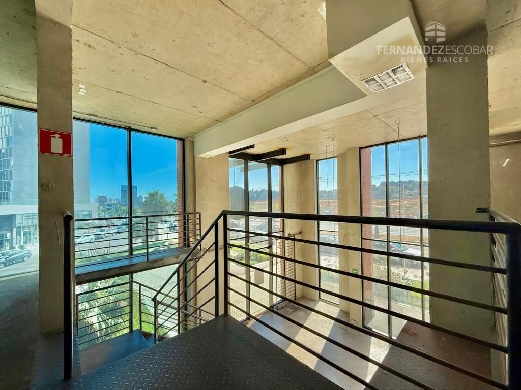REÑACA - ARRIENDO AMPLIO LOCAL COMERCIAL DE 360m2 - REÑACA NORTE