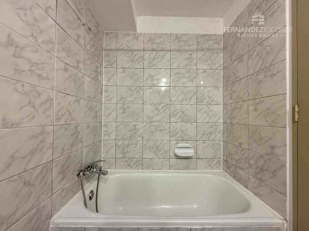 VIÑA DEL MAR - VENDE DEPTO 4D 2B 1E BODEGA - GOMEZ CARREÑO